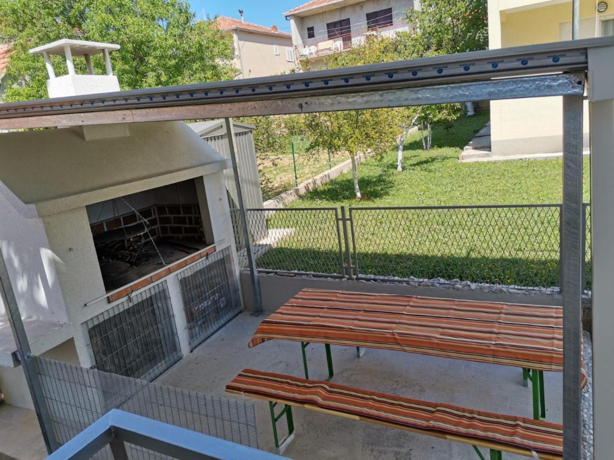 Marini Apartmani Trogir Exterior foto