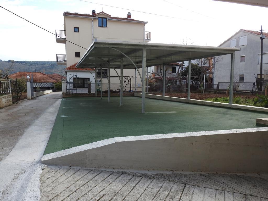 Marini Apartmani Trogir Exterior foto
