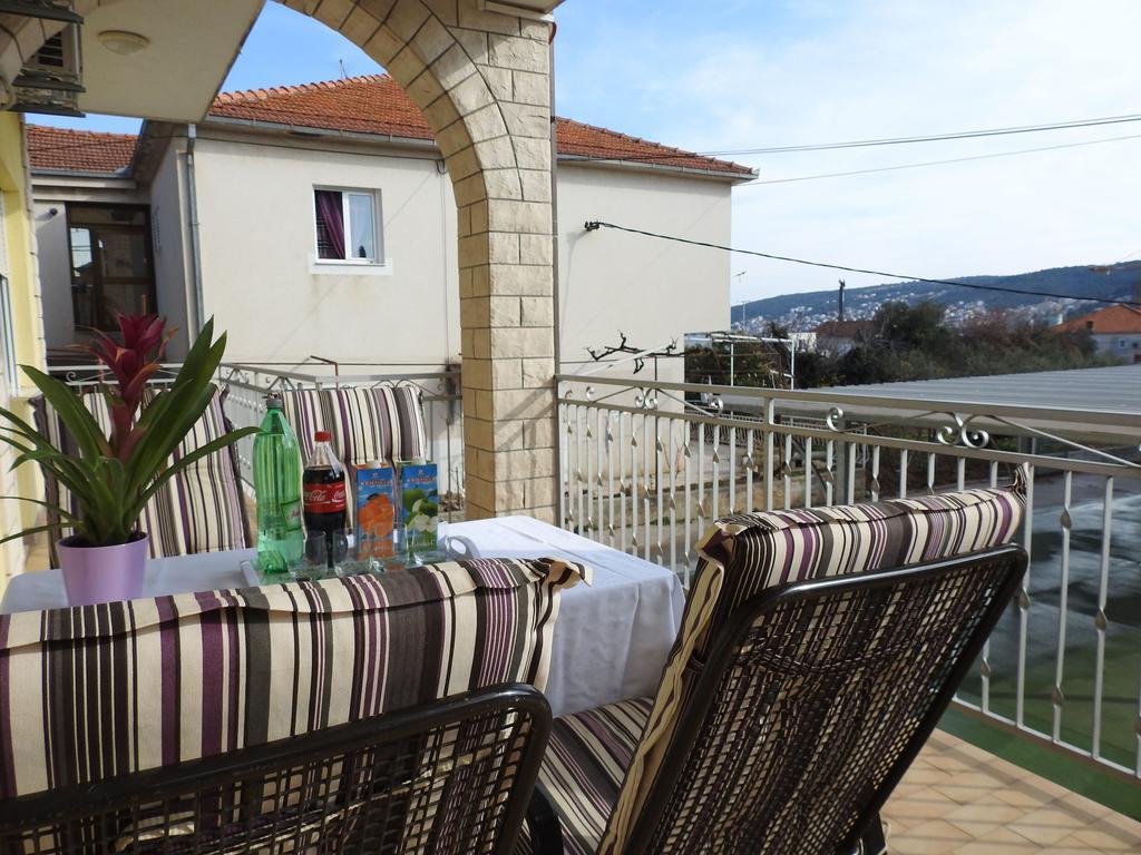 Marini Apartmani Trogir Exterior foto